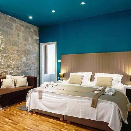 Maison d'hôtes Riva Luxury 4*