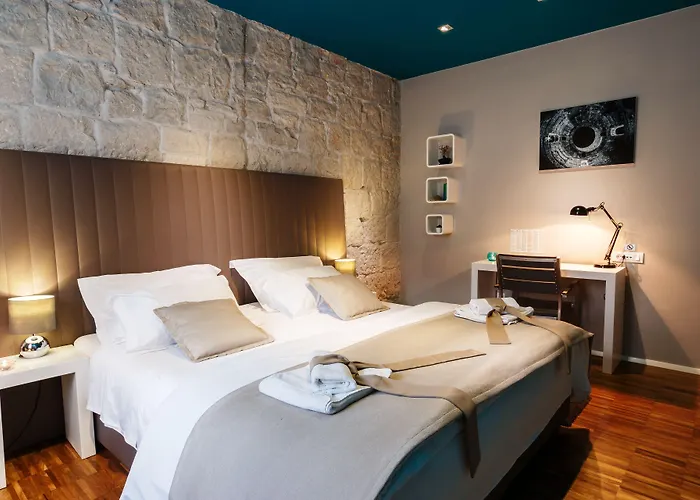 Guest house Riva Luxury Split