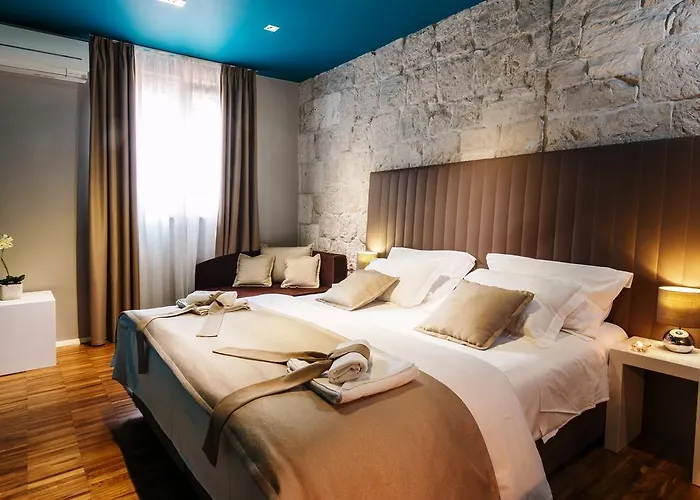 Guest house Riva Luxury