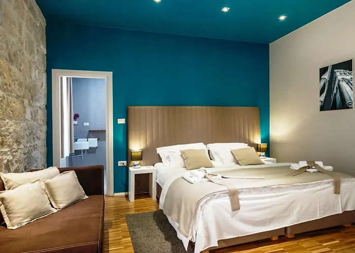 Riva Luxury 4* Split