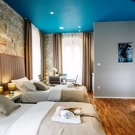 Riva Luxury Gasthof 4*