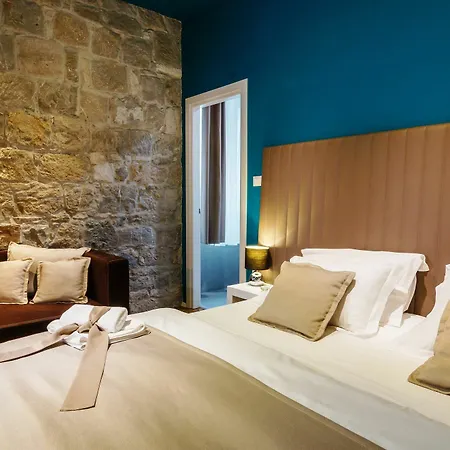 Riva Luxury 4* Split