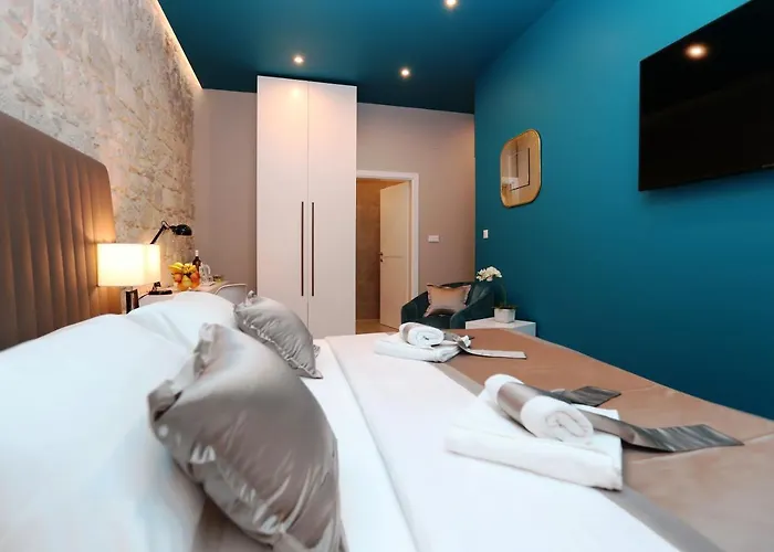 Riva Luxury Maison d'hôtes